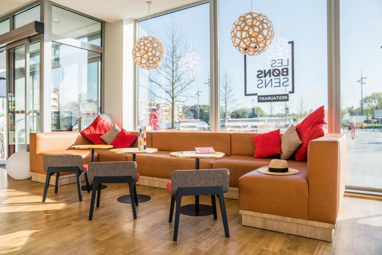Ibis Styles Guyancourt Versailles Екстериор снимка